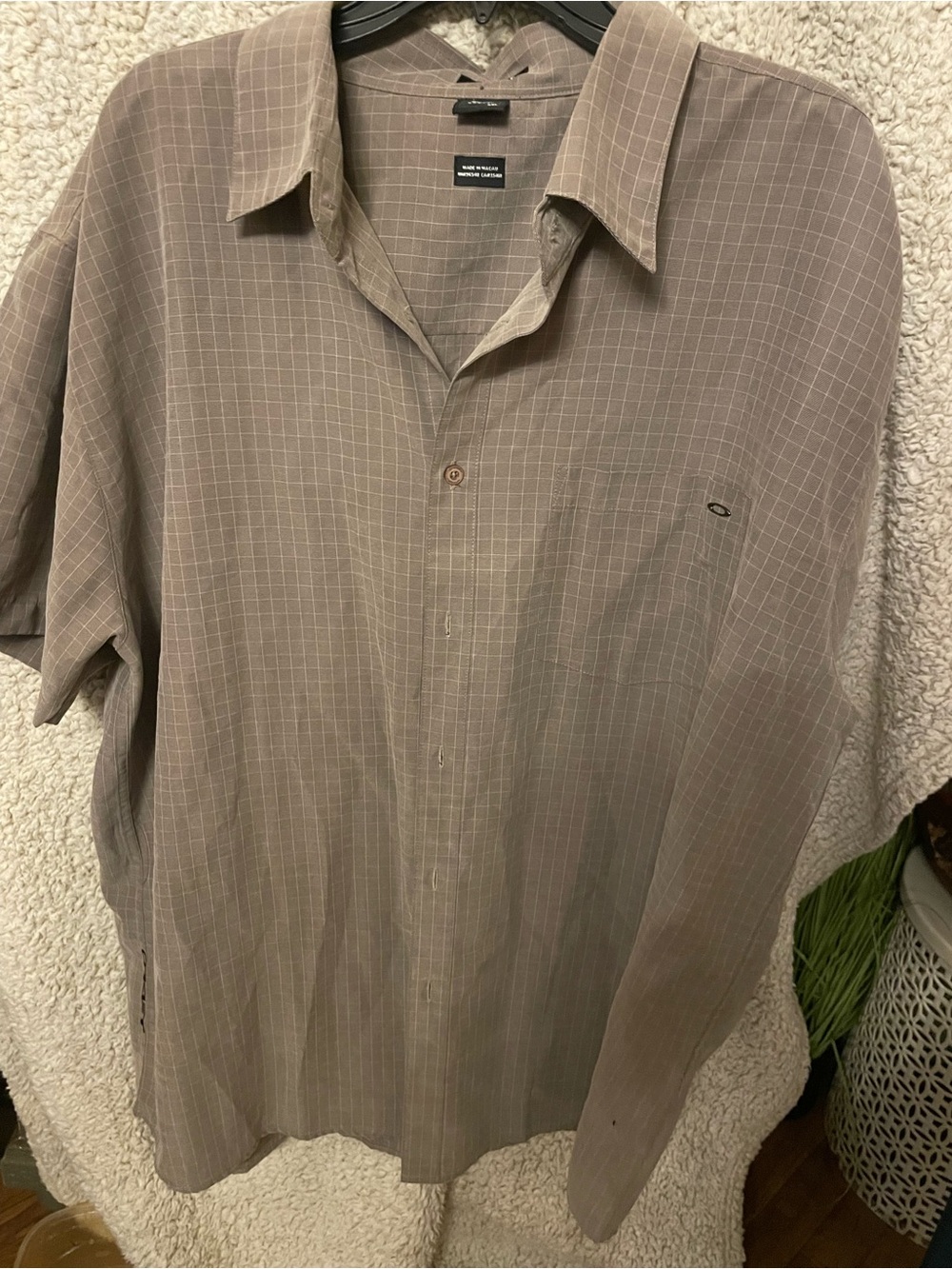 Vintage Oakley Men's Brown Taupe Plaid Short-Sleeve Button-Up Shirt